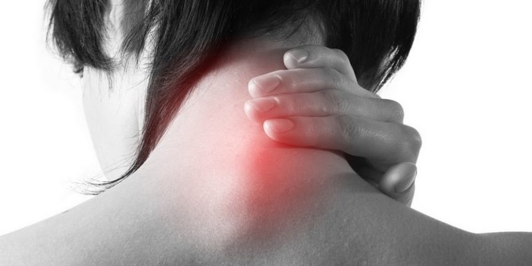 Вылезла шишка на шее: причины, что делать если шишка на шее